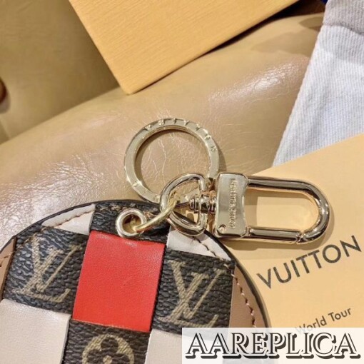 Replica LV Monogram Check Bag Charm And Key Holder Louis Vuitton M68657 4