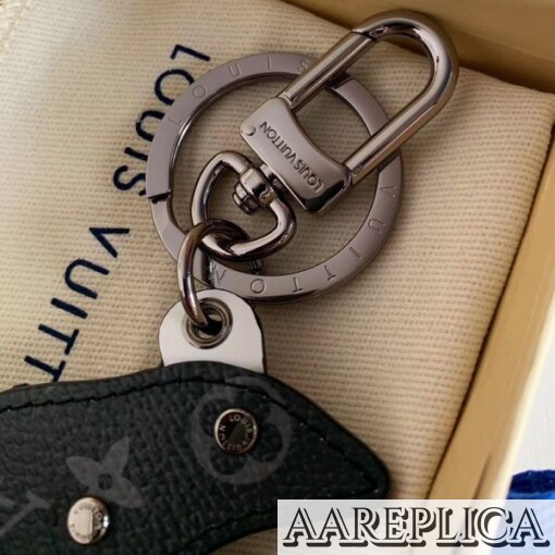 Replica LV Rat Bag Charm And Key Holder Louis Vuitton M68835 3