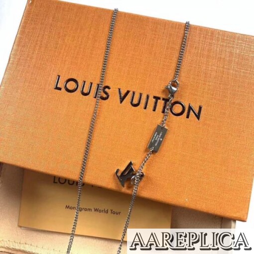 Replica LV Monogram Charms Necklace Louis Vuitton M62485 4