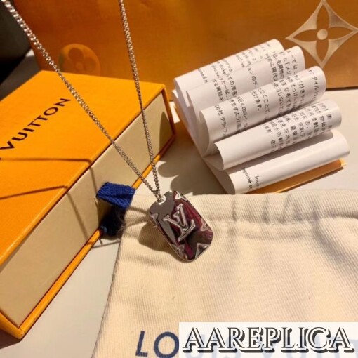 Replica LV Monogram Locket Necklace Louis Vuitton M62484 6