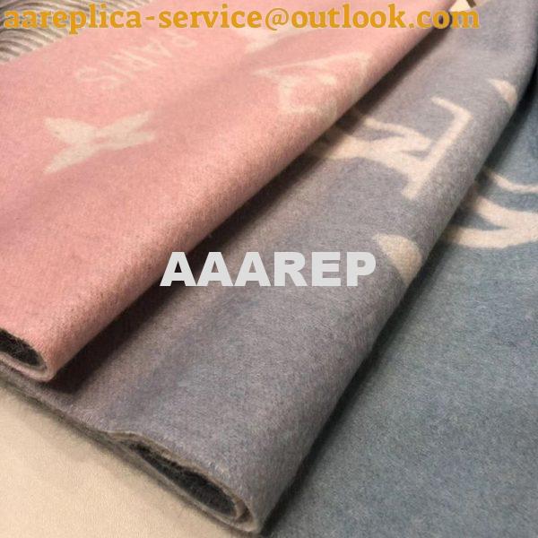 Replica LV M70868 Louis Vuitton Reykjavik Gradient Scarf 4 Replica LV M70868 Louis Vuitton Reykjavik Gradient Scarf 4