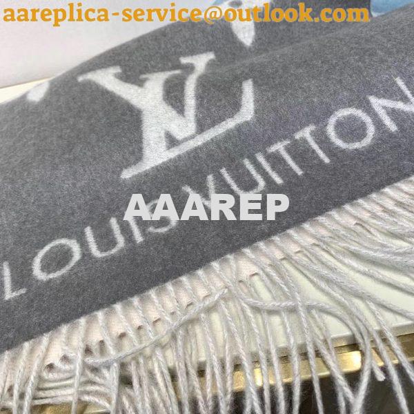 Replica LV M70868 Louis Vuitton Reykjavik Gradient Scarf 6 Replica LV M70868 Louis Vuitton Reykjavik Gradient Scarf 6
