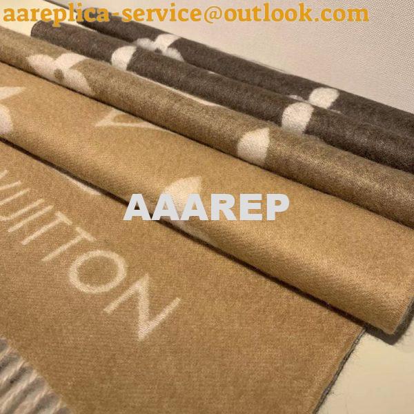 Replica LV M73675 Louis Vuitton Reykjavik Gradient Scarf 5 Replica LV M73675 Louis Vuitton Reykjavik Gradient Scarf 5