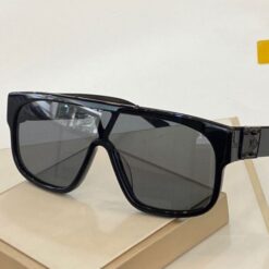 Replica LV Z1258W Louis Vuitton 1.1 Millionaires Mask Sunglasses 2