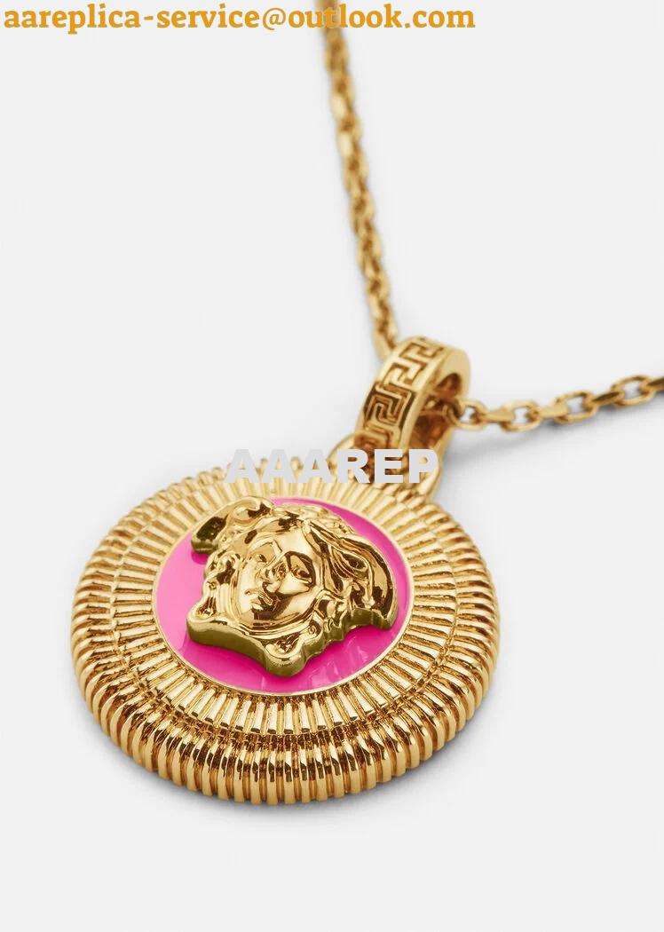 Replica Versace Medusa Biggie Necklace 1004595-1A00638_4J350 2 Replica Versace Medusa Biggie Necklace 1004595-1A00638_4J350 2
