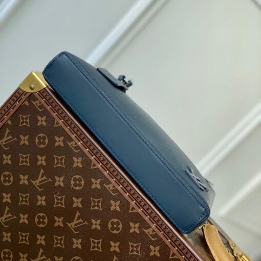 Replica Louis Vuitton Pochette iPad LV M81029 5