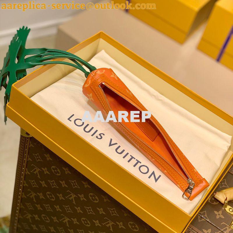 Replica Louis Vuitton Carrot Pouch LV M80851 5 Replica Louis Vuitton Carrot Pouch LV M80851 5