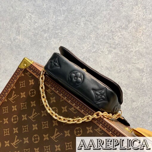 Replica Louis Vuitton Wallet on Strap Bubblegram LV M81398 4