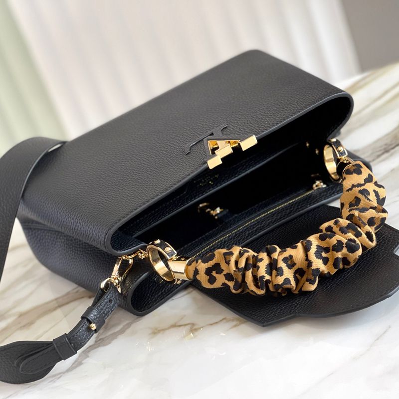 Replica Louis Vuitton Capucines MM LV M58732 7 Replica Louis Vuitton Capucines MM LV M58732 7