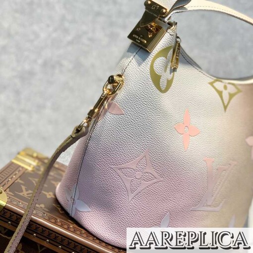 Replica Louis Vuitton Marshmallow LV M59861 7