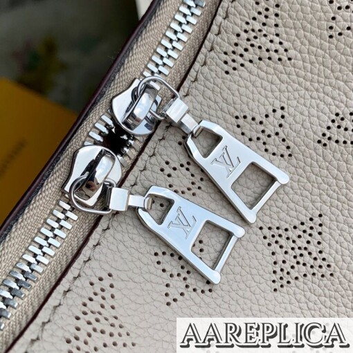 Replica Louis Vuitton Why Knot PM LV M20701 7
