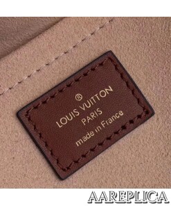 Replica Louis Vuitton On My Side LV M53825 2