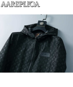 Replica LV Men’s Designer Jackets Louis Vuitton Clothing Outerwear L38404 2