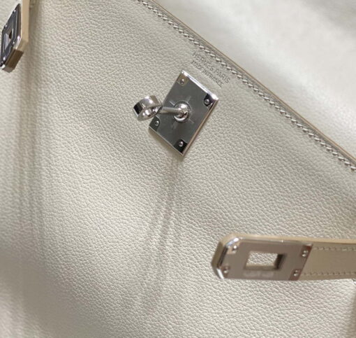 Replica Hermes Evercolor Kelly Danse II 22cm Leather Crossbody Bag H20367 White Silver 4