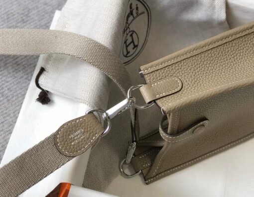 Replica Hermes Evelyne Bag Designer Hermes Mini Crossbody Real Bag 20425 Light Grey 6