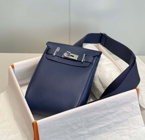 Replica Hermes H083591CK89 Hac a Dos GM backpack Navy blue 5