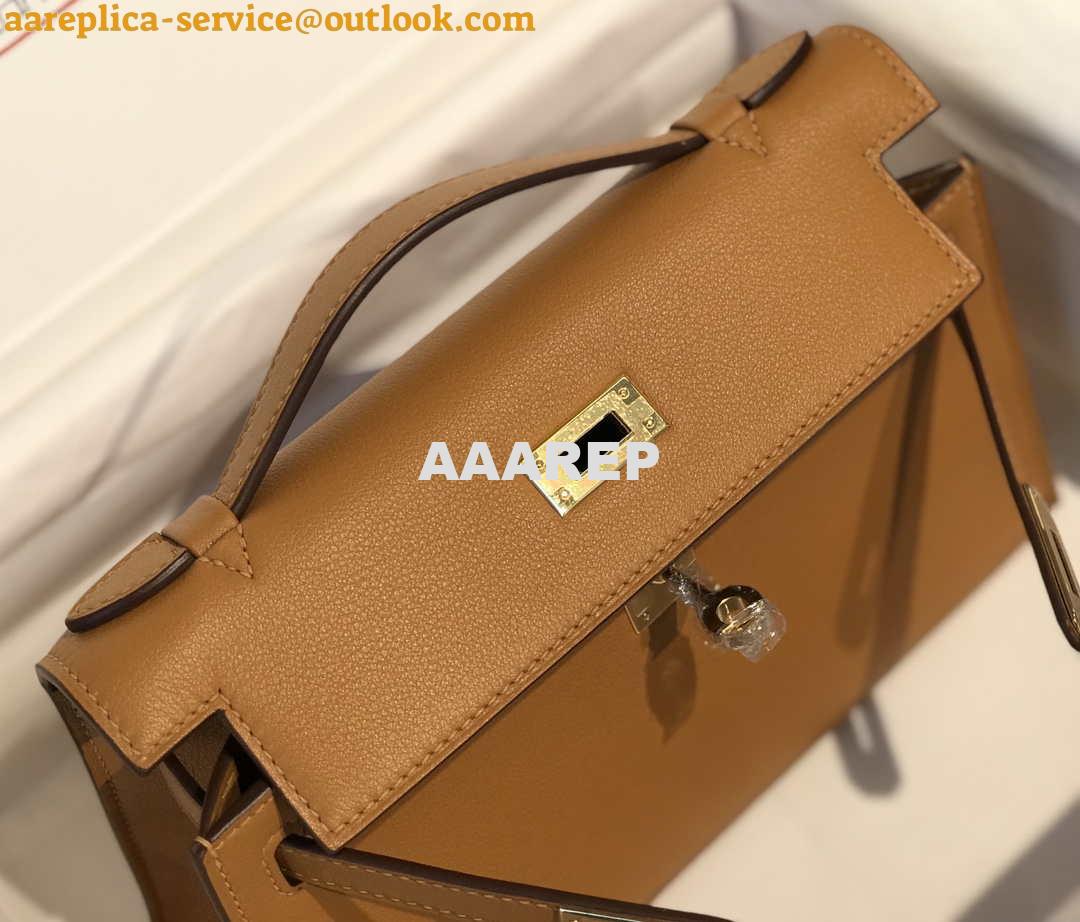 Replica Hermes Kelly Pouchette Swift Leather clutch bag Gold H230276 3 Replica Hermes Kelly Pouchette Swift Leather clutch bag Gold H230276 3