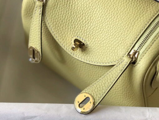 Replica Hermes H079086CK18 Lindy Mini Bag 19cm Semi-manual H231902 4