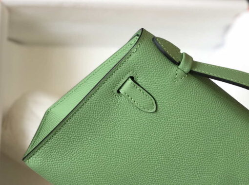 Replica Hermes Mini Kelly Pouchette Epsom Leather H230229 Green 5