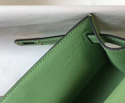Replica Hermes Mini Kelly Pouchette Epsom Leather H230229 Green 7