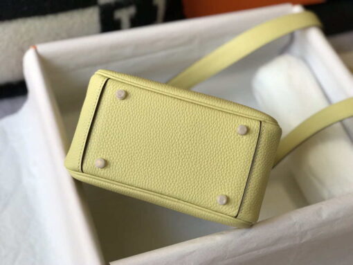 Replica Hermes H079086 Lindy Mini Bag 19cm H231929 3