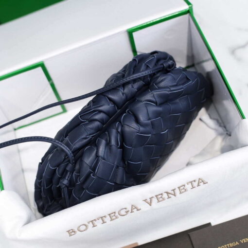 Replica BV 585852 Bottega Veneta Mini Pouch intrecciato leather clutch with strap Navy Blue 5