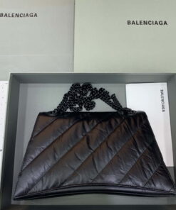 Replica Balenciaga 716393210I Crush Medium Chain Bag in Black crushed calfskin aged Black Hardware 2
