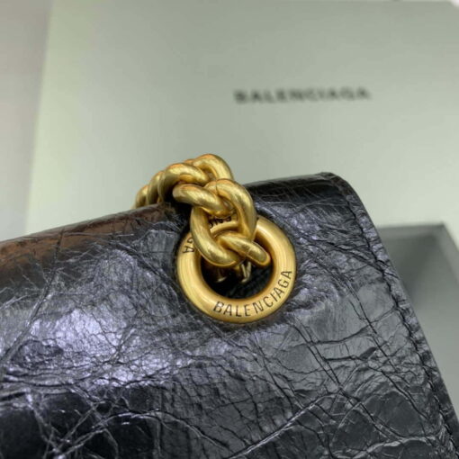 Replica Balenciaga 716393210I Crush Medium Chain Bag in black crushed calfskin aged Gold 6