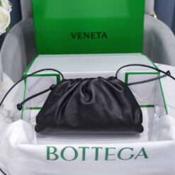 Replica Bottega Veneta 585852 BV Mini Pouch Black Bag