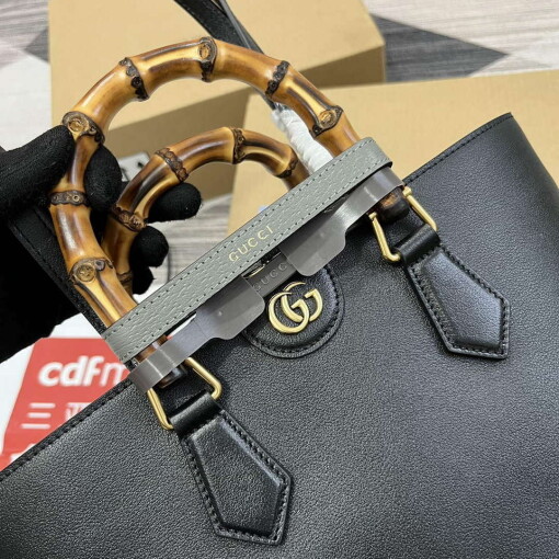 Replica Gucci 750394 Gucci Diana Medium Tote Bag Black leather 4