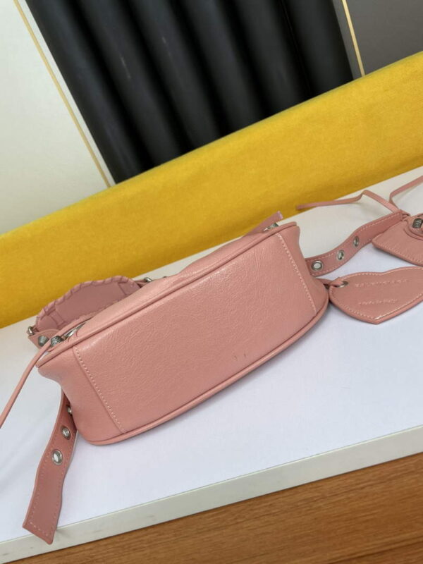 Replica Balenciaga 700940210 Women's Neo Cagole Xs Handbag In Pink 4