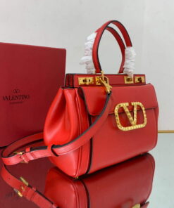 Replica Valentino 4100 Medium Rockstud Alcove Handbag In Grainy Calfskin 2B0J41 Red 2