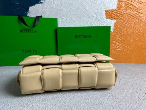 Replica Bottega Veneta BV 20206 Chain Cassette 631421 Apricot Gold 4