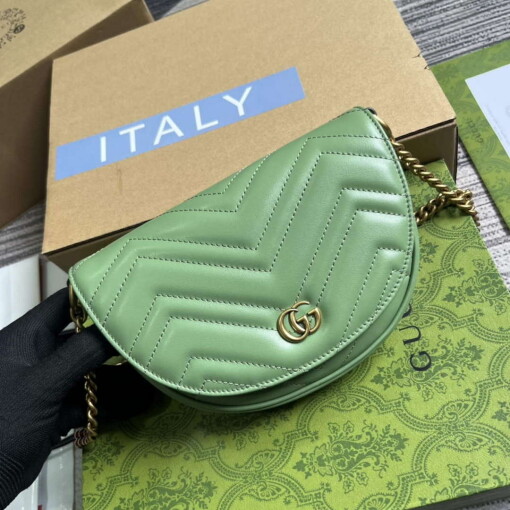 Replica Gucci 746431 GG Marmont Matelassé Chain Mini Bag Green 3