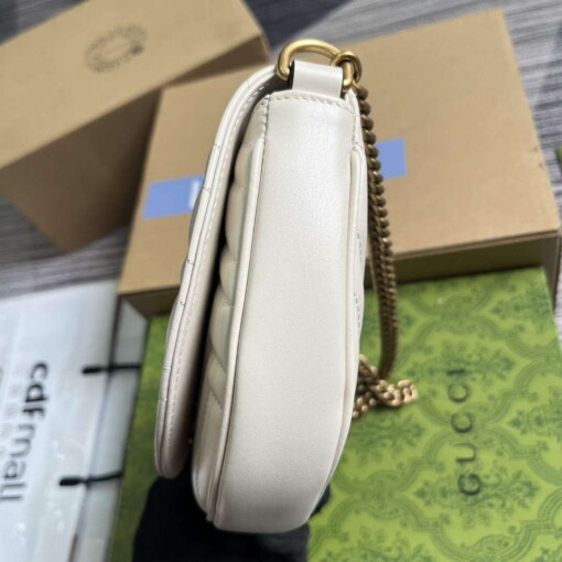 Replica Gucci 746431 GG Marmont Matelassé Chain Mini Bag White 6