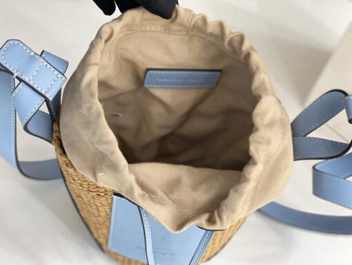 Replica Chloé CHC22SS391G56101 Small Basket Tote Bag Blue 8