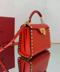 Replica Valentino 71000 Small Rockstud Alcove Handbag In Grainy Calfskin XW2B0J71 Red 2