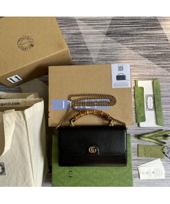 Replica Gucci 675794 Gucci Diana Small Shoulder Bag Black