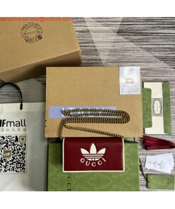 Replica Adidas x Gucci ‎621892 wallet with chain Off-white and red leather