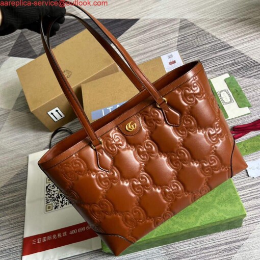 Replica Gucci 631685 GG matelassé leather medium tote Bag Light brown 3