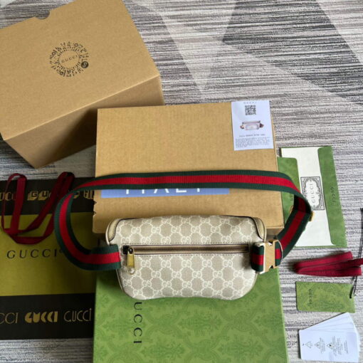 Replica Gucci 682933 Belt bag with Interlocking G Beige and white 2