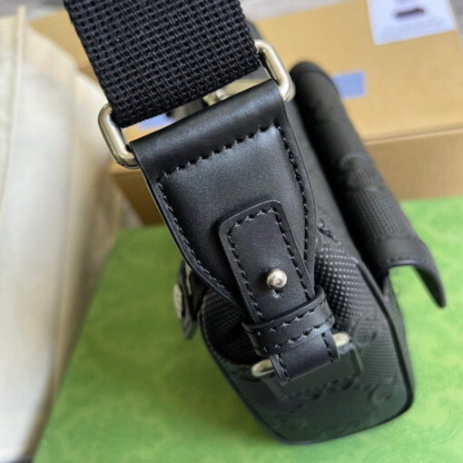 Replica Gucci 674058 GG embossed messenger bag Black 4