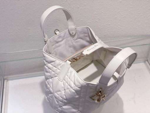 Replica Dior M2821 Medium Dior Toujours Bag White Macrocannage Calfskin 7