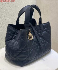 Replica Dior M2821 Medium Dior Toujours Bag Black Macrocannage Calfskin 2