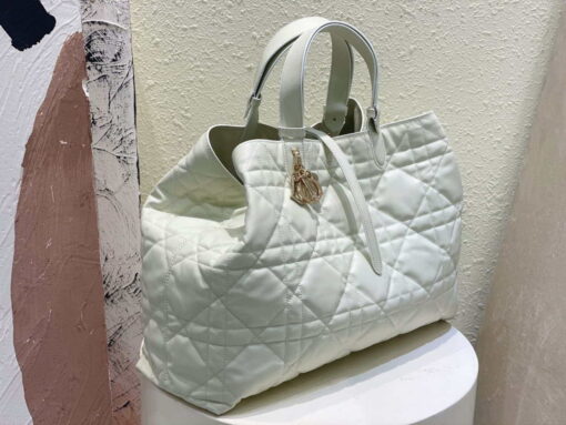 Replica Dior M2820 Large Dior Toujours Bag White Macrocannage Calfskin 3