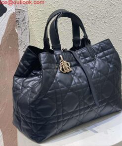 Replica Dior M2820 Large Dior Toujours Bag Black Macrocannage Calfskin 2