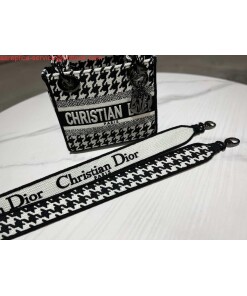 Replica Dior M0500 MINI Lady D-LITE Bag Black and White Houndstooth Embroidery 2