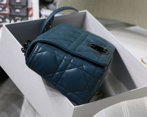 Replica Dior M9243 Large Quilted Macrocannage Calfskin Blue 5