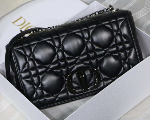 Replica Dior M9243 Large Quilted Macrocannage Calfskin Black