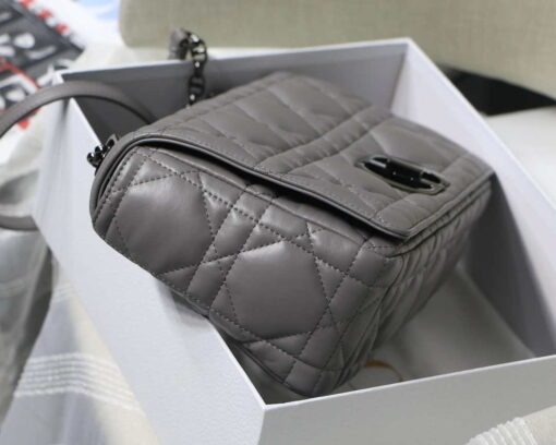 Replica Dior M9243 Large Quilted Macrocannage Calfskin Gray 5